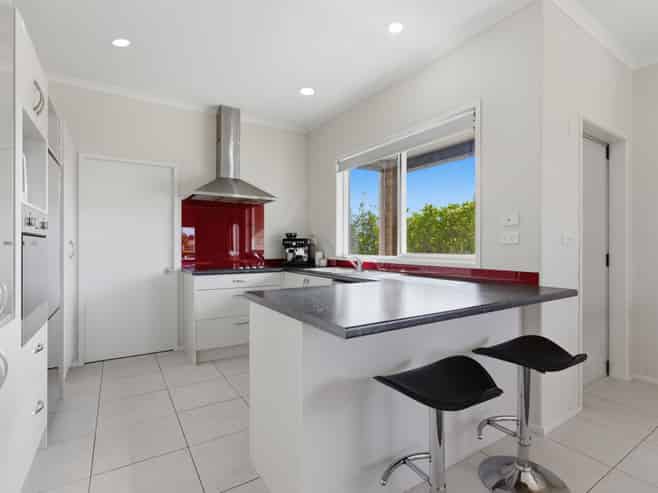 8 Testacea Lane, Papamoa Beach