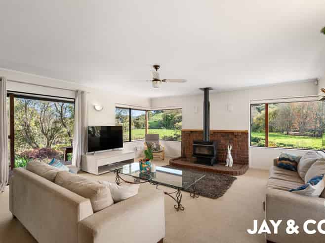 10 Thorps Quarry Road, Clevedon