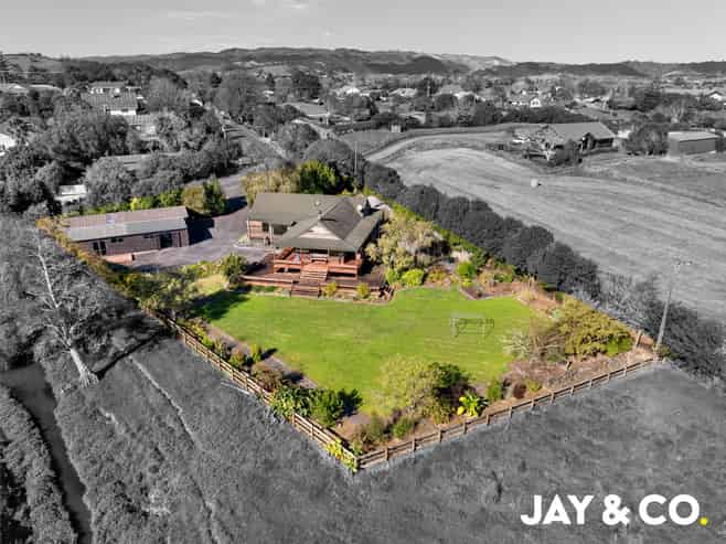 10 Thorps Quarry Road, Clevedon