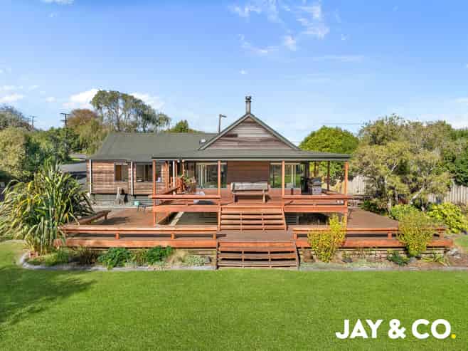 10 Thorps Quarry Road, Clevedon
