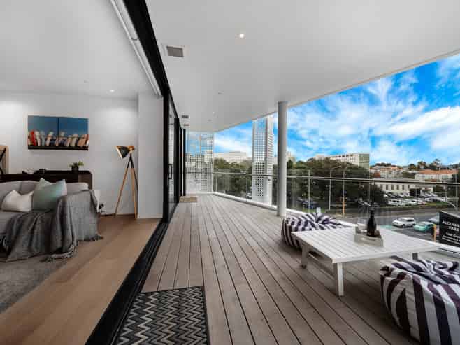 202/223A Green Lane West, Epsom