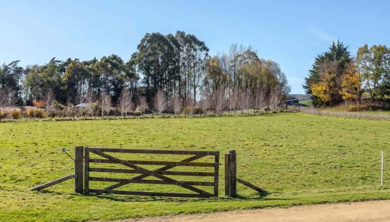 1017B Longbush Road, Gladstone