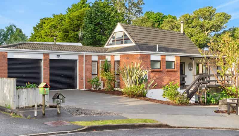 16 Rosella Place, Maunu