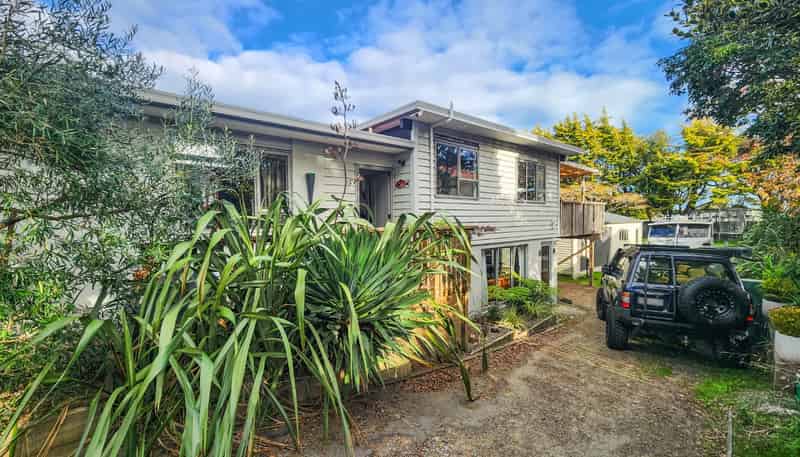 88 Martin Road, Paraparaumu