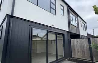7/338 Oxford Terrace, Avalon