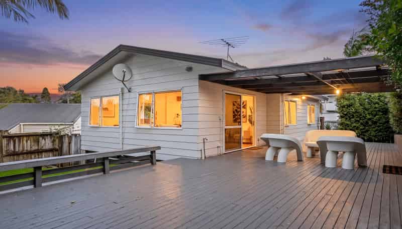 2a Rata Road, Stanmore Bay
