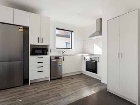 1/4 Searancke Place, Fairfield