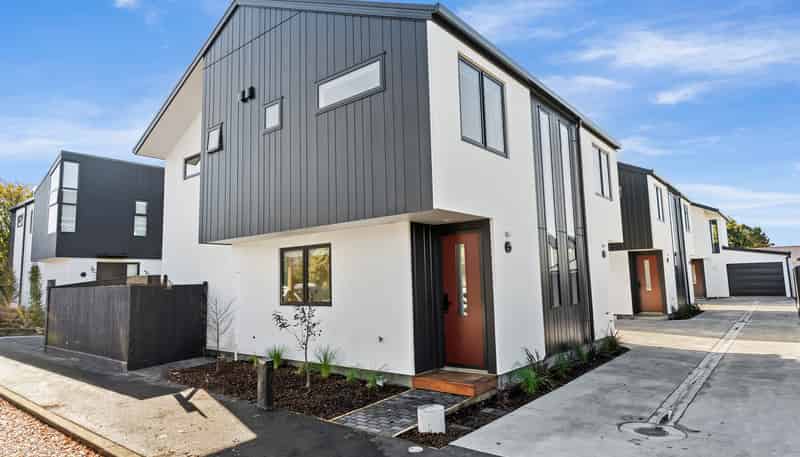 3/18 Whiteleigh Avenue, Addington