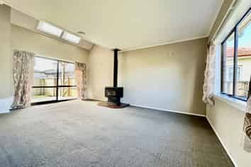 10 Nicholson Avenue, Papatoetoe