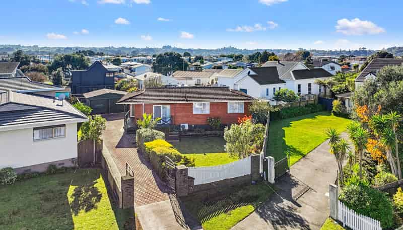 9 Akepiro Place, Tawhero