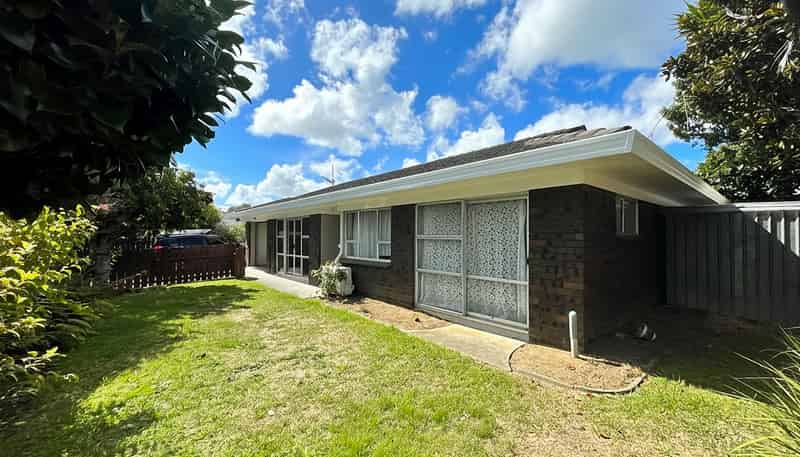 2/8 Parera Place, Papatoetoe