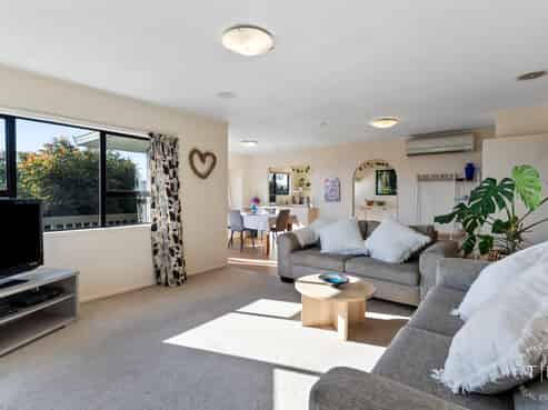 64B Highland Park Drive, Highland Park