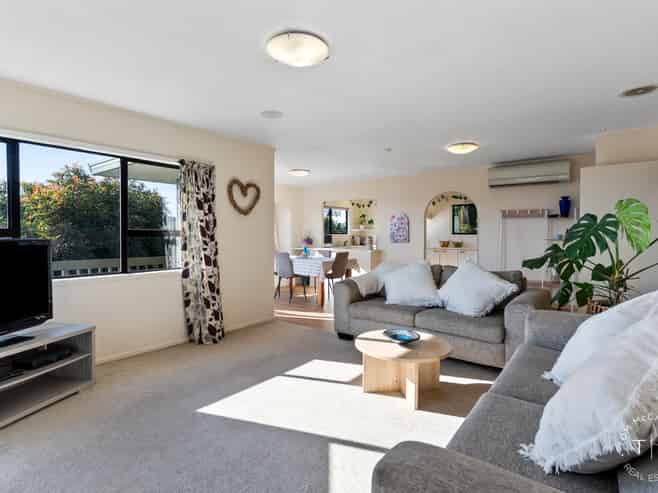 64B Highland Park Drive, Highland Park