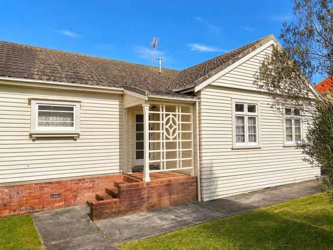 2/11 Ewen Street, Hauraki