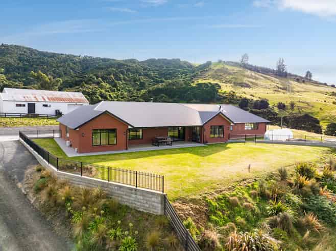 60 Tirohanga Road, North Taieri