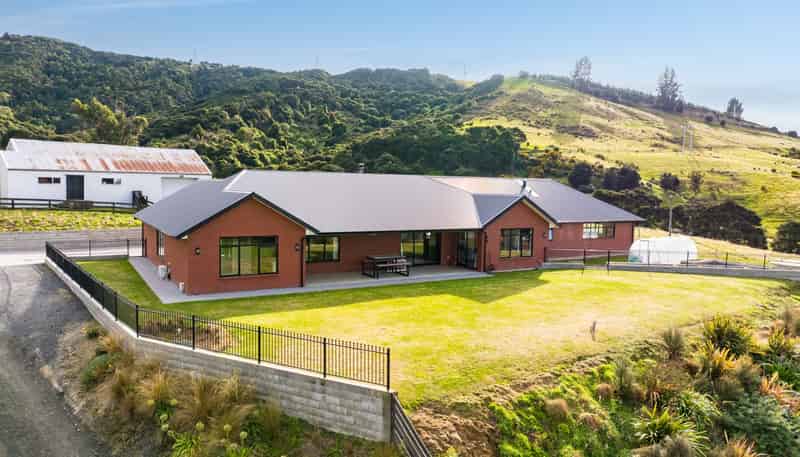 60 Tirohanga Road, North Taieri