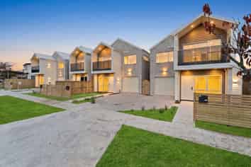4A Corin Avenue, Manurewa