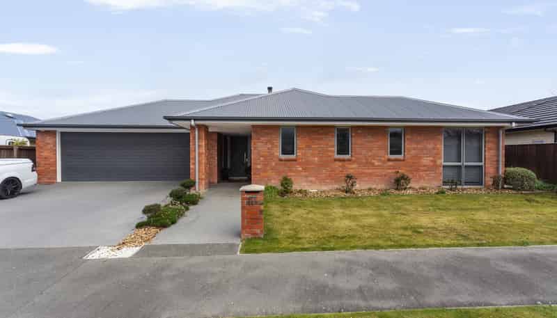 17  Lloyd Close, Rolleston