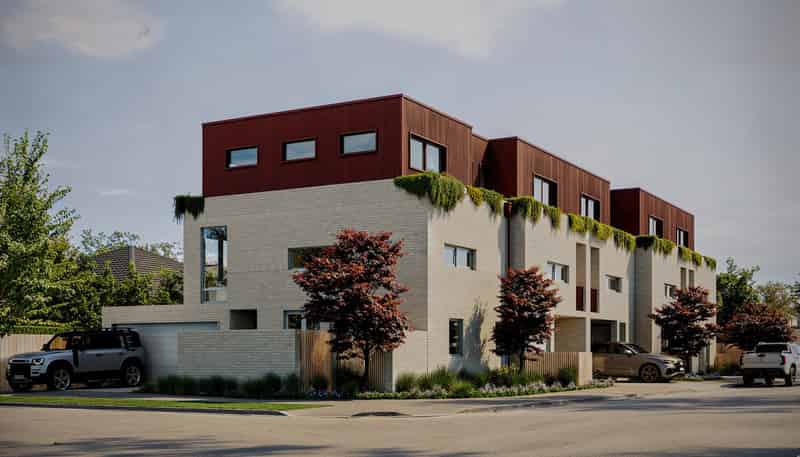 1-5/39 Springfield Road, Saint Albans