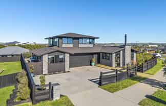 7 Omahuru Road, Glenbrook