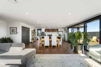 7 Omahuru Road, Glenbrook