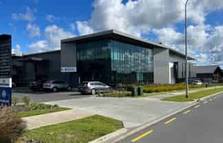 279m² Warehouse For sale