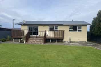 90 Bay Road , Grasmere
