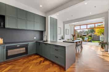 33 Queen Street, Mount Victoria