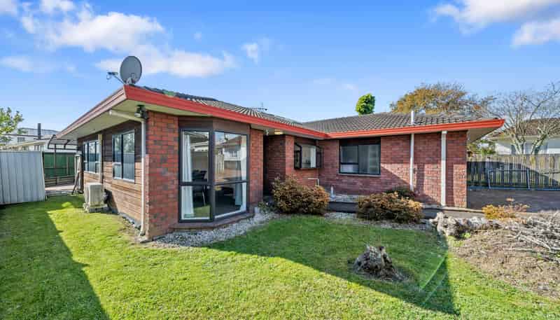 2/10 Hamilton Road, Papatoetoe