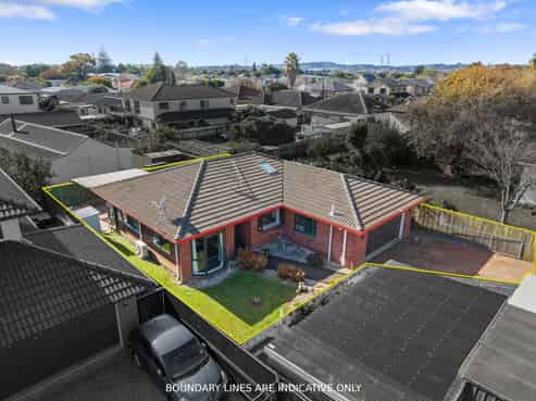 2/10 Hamilton Road, Papatoetoe