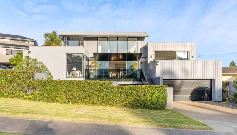 7 Whitcombe Road, Bucklands Beach