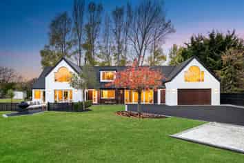 103 Regents Park Drive, Casebrook