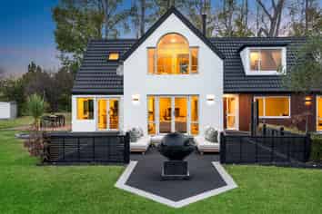 103 Regents Park Drive, Casebrook