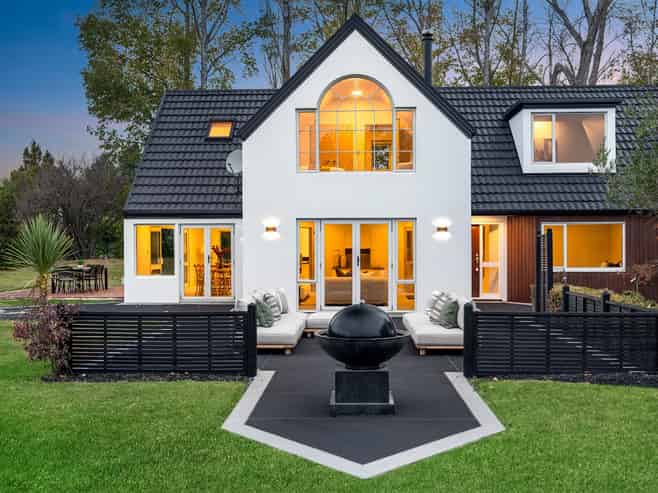 103 Regents Park Drive, Casebrook