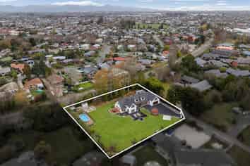 103 Regents Park Drive, Casebrook