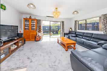 2/69 Victoria road, Papatoetoe