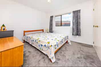2/69 Victoria road, Papatoetoe