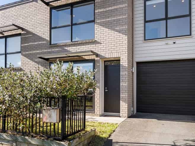 51 Matairangi Avenue, Totara Heights