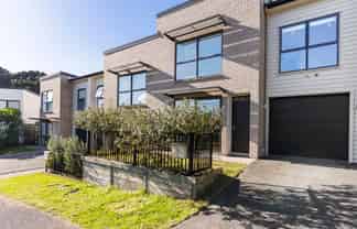 51 Matairangi Avenue, Totara Heights