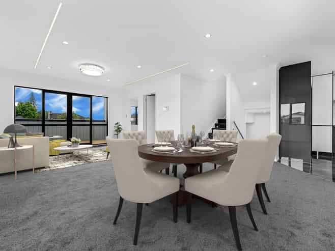 1 Lusty Lush, Mangere East