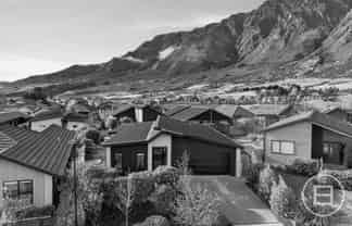 10 Shepherd Road, JACKS POINT