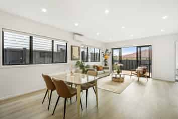 106 Langana Avenue, Browns Bay