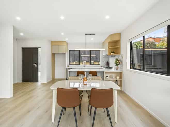 106 Langana Avenue, Browns Bay