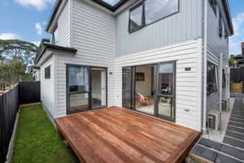 106 Langana Avenue, Browns Bay