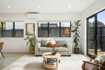 106 Langana Avenue, Browns Bay