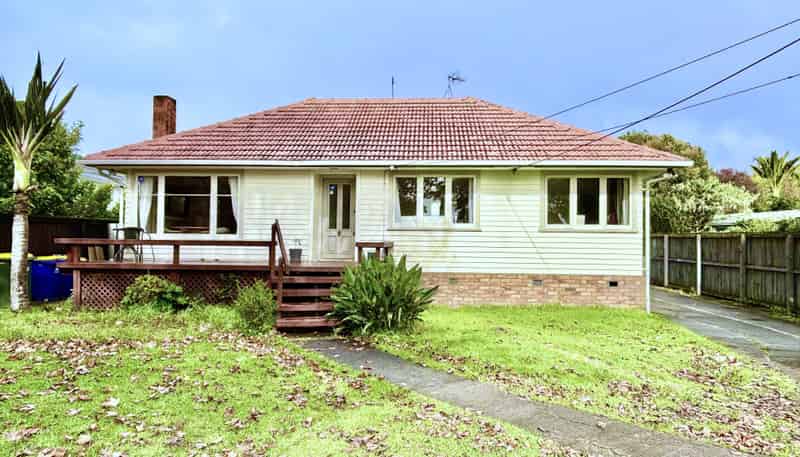 55 Waipani Road, Te Atatu Peninsula
