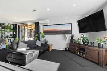2/604 Alexandra Street, Parkvale