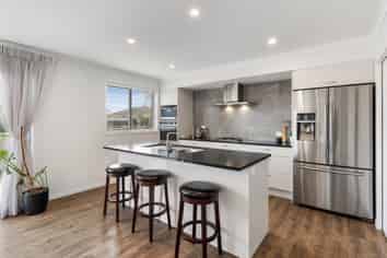 77A Riverside Road, Orewa