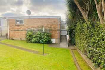 410a Devon Street East, Strandon