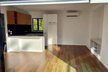 6A Jellicoe Road, Murrays Bay